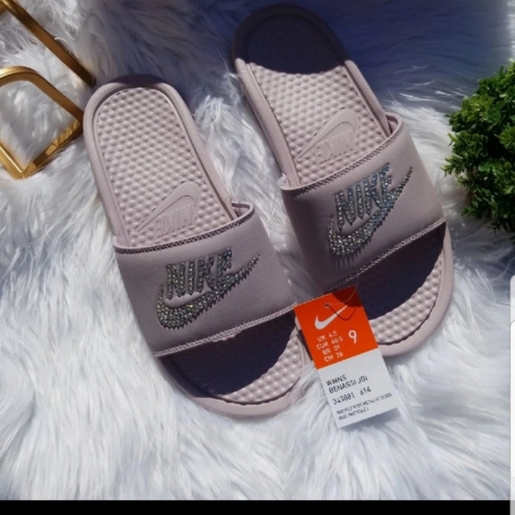 Bling Bedazzled Rose Mauve Nike Slide Sandals - Picture 4 of 7